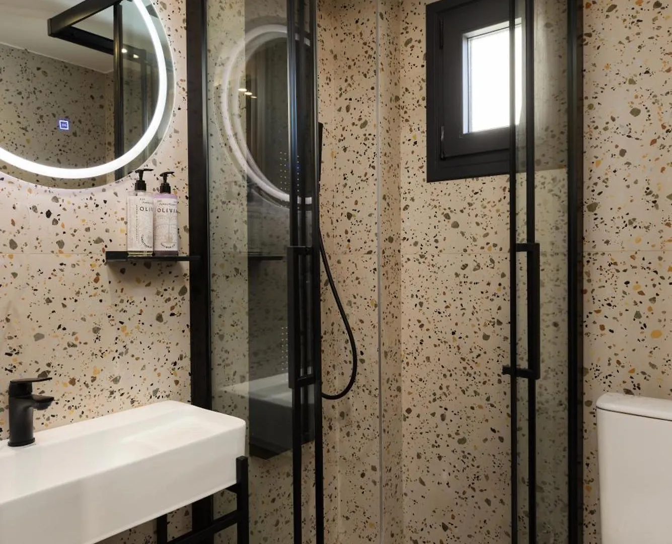 Ermou Boutique Suites By Nest テッサロニキ
