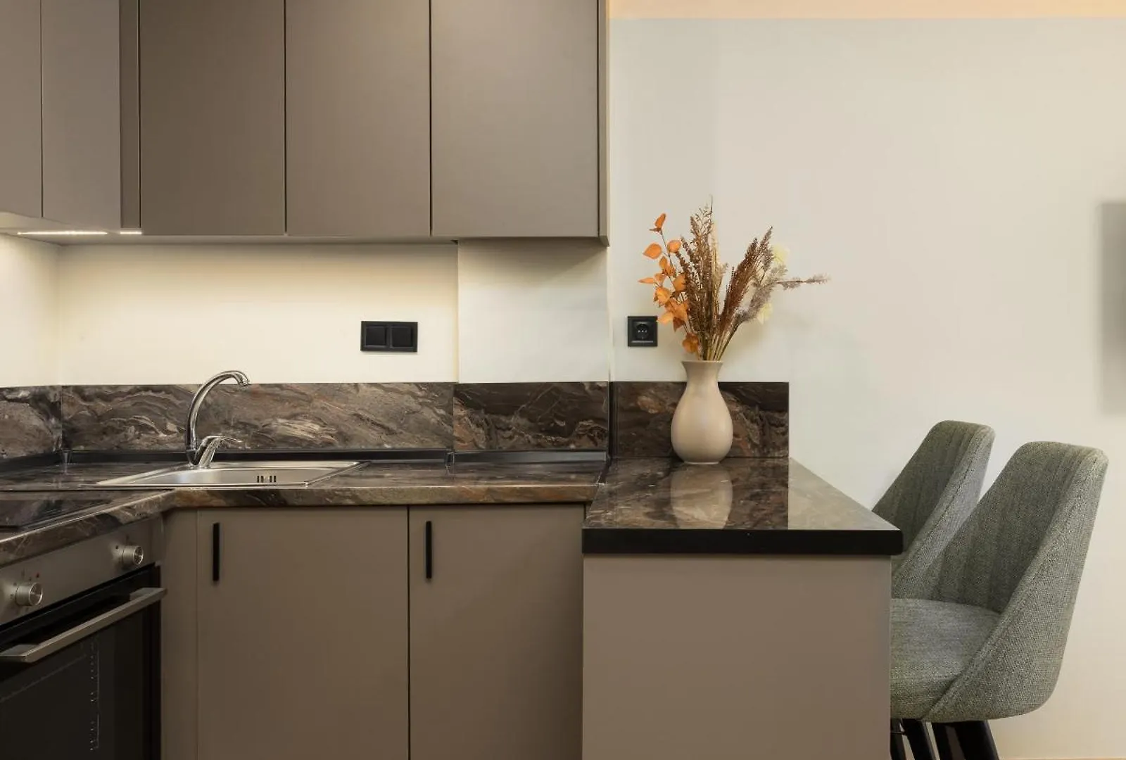 Ermou Boutique Suites By Nest テッサロニキ アパート