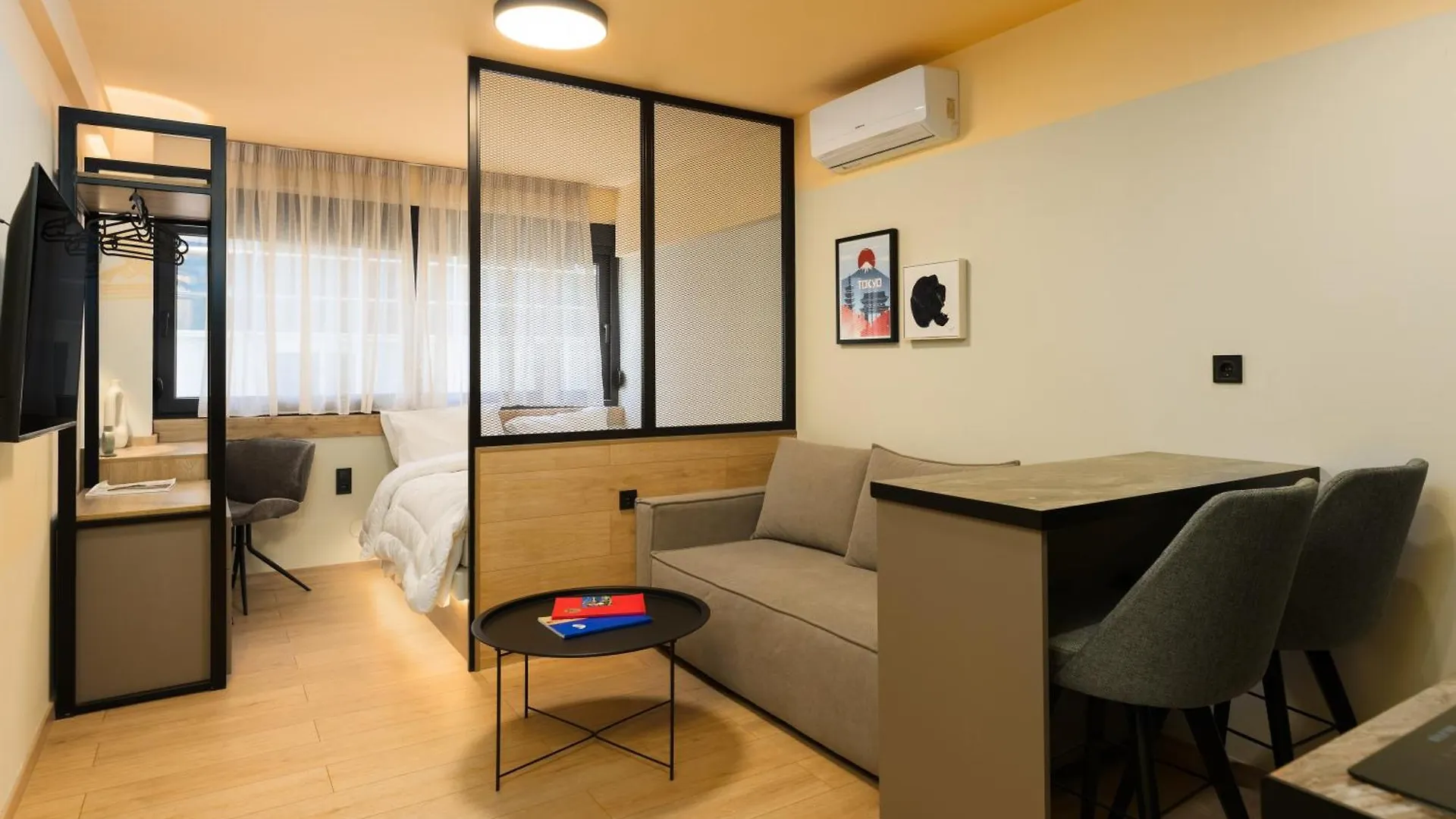 Ermou Boutique Suites By Nest Thessaloniki